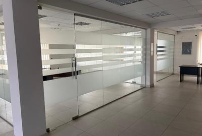 Birou, de 145 mp, în Central - 3