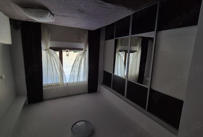 Apartament cu 2 camere decomandat în Jiului - 3