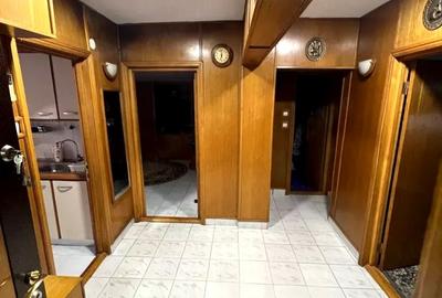 Apartament cu 4 camere decomandat, mobilat în Inel I