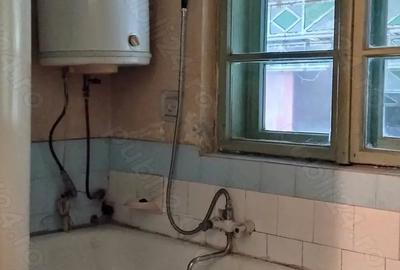 Casă cu 4 camere cu Teren 1000 Mp în Domașnea