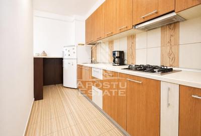 Apartament cu 2 camere semidecomandat, mobilat în UTA - 2
