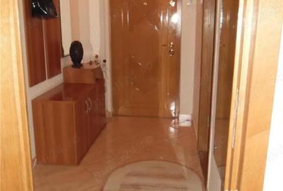 Apartament cu 3 camere decomandat în Central - 4