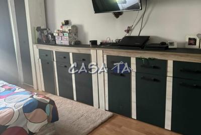 Apartament cu 3 camere decomandat, mobilat în 9 Mai - 2
