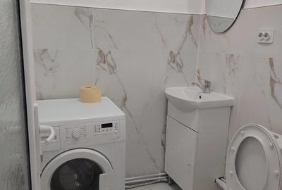 Apartament cu 3 camere decomandat în Micălaca