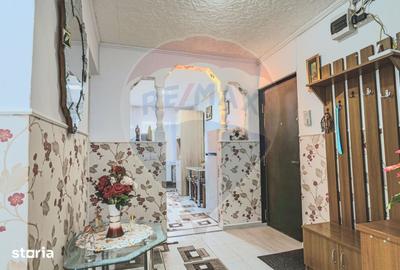 Apartament cu 3 camere decomandat în Vitrometan - 2