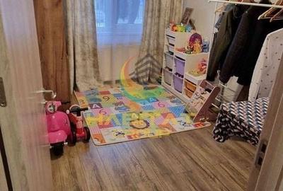 Apartament cu 3 camere decomandat în Berceni