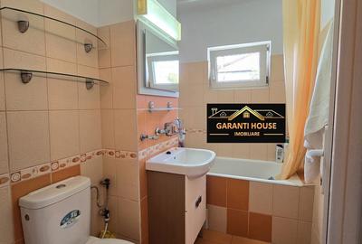 Apartament cu 3 camere decomandat în Săsar