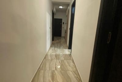 Apartament cu 3 camere decomandat în 13 Decembrie