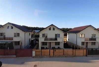 Apartament cu 2 camere decomandat în Trivale
