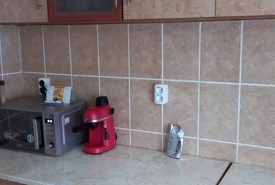 Apartament cu 2 camere decomandat în Spitalul Județean