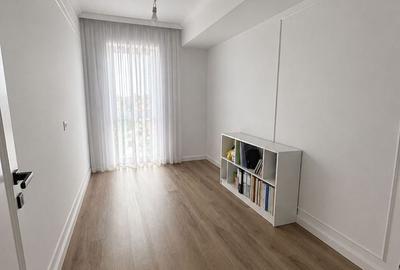 Apartament cu 3 camere în Centura - 1