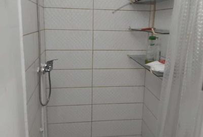 Casă cu 3 camere în Central