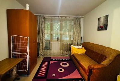 Apartament cu 2 camere semidecomandat, mobilat în Colentina