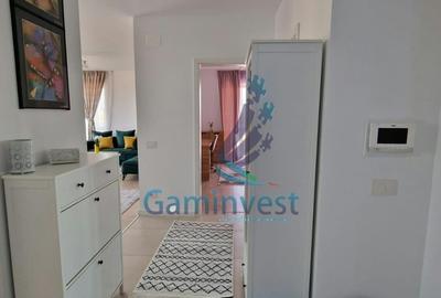 Apartament cu 3 camere decomandat, mobilat în Central