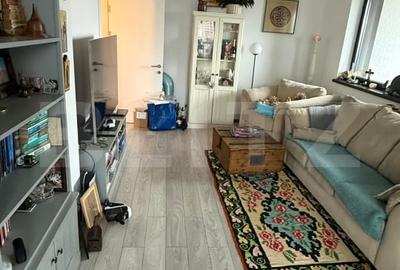 Apartament cu 3 camere decomandat în Tractorul - 14