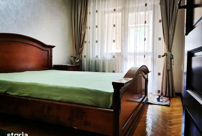 Apartament cu 4 camere decomandat în Târgu Cucu - 11