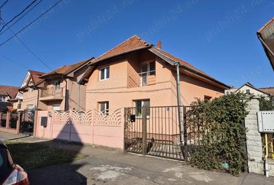 Casă cu 5 camere cu Teren 500 Mp în Nufărul - 2