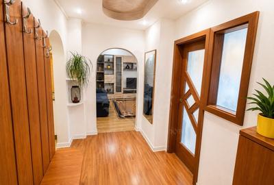 Apartament cu 3 camere decomandat, mobilat în Cantacuzino - 3