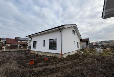 Casă individuală cu 4 camere cu Teren 500 Mp în Sud - 5