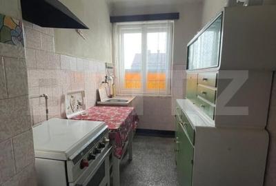 Apartament cu 2 camere decomandat, mobilat în Câmpia Turzii