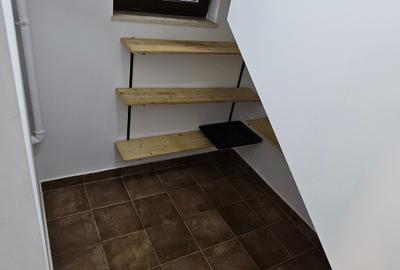Duplex cu 5 camere cu Canalizare în Dumbrăvița - 4