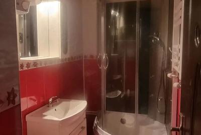 Apartament cu 3 camere decomandat în Cet - 3
