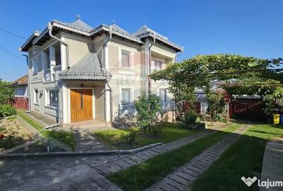 Casă cu 5 camere cu Teren 2078 Mp în Bogata