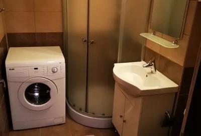 Garsonieră decomandată în Buziașului