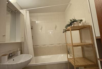 Apartament cu 2 camere decomandat în Militari