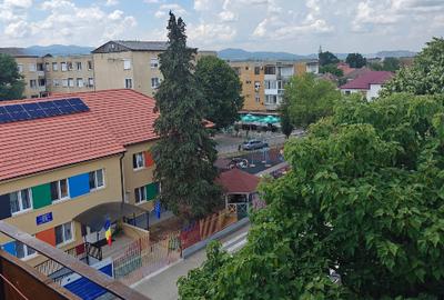 Apartament cu 2 camere nedecomandat în Central - 1