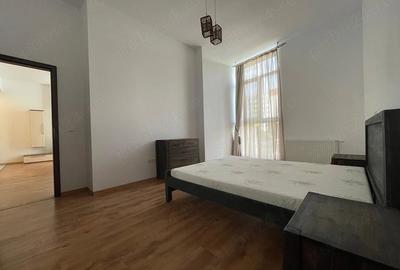 Apartament cu 2 camere decomandat în Soarelui