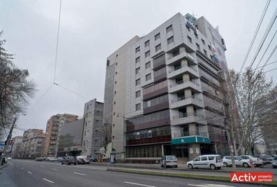 Birou, de 11,000 mp, în Central - 3
