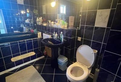 Casă cu 5 camere în Coman
