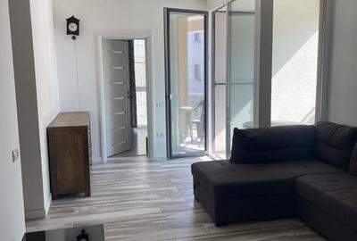 Apartament cu 2 camere decomandat în Dumbrăvița