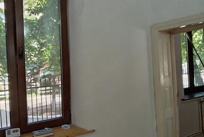 Casă cu 3 camere cu Teren 10 Mp în Ultracentral - 1