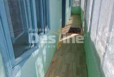 Casă cu 2 camere cu Teren 1000 Mp în Horlești