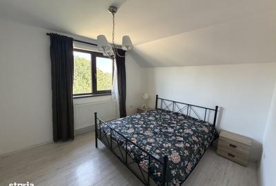 Casă cu 4 camere în Giroc