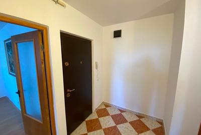 Apartament cu 3 camere decomandat, mobilat în C5 - 3