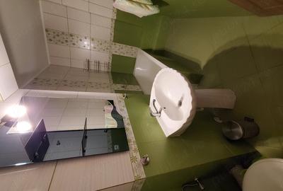 Apartament cu 2 camere decomandat în Central - 4