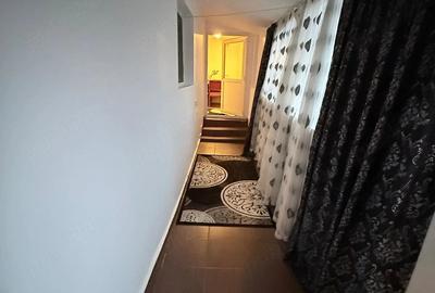 Casă cu 3 camere cu Teren 1562 Mp în Gălăteni - 2