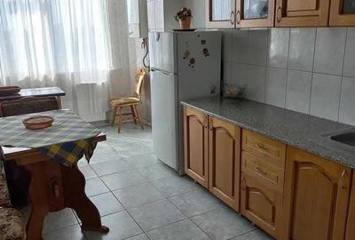 Apartament cu 3 camere decomandat în Brăilei - 1