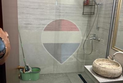 Apartament cu 2 camere decomandat în Politehnica