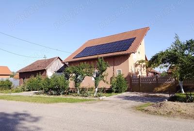 Casă cu Teren 2600 Mp în Central