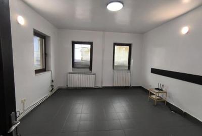 Birou, de 85 mp, în Central - 12