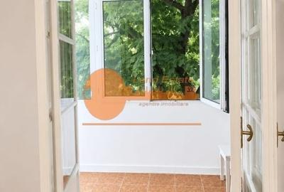 Apartament cu 2 camere semidecomandat în P-ța Victoriei - 5
