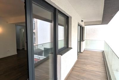 Apartament cu 3 camere decomandat în Polonă - 12