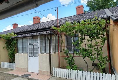 Casă cu 2 camere în Verești - 16