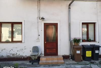 Casă cu 4 camere cu Teren 77 Mp în Orașul Nou