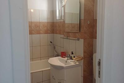 Apartament cu 2 camere semidecomandat în Brâncoveanu