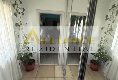 Casă cu 4 camere cu Teren 578 Mp în Central